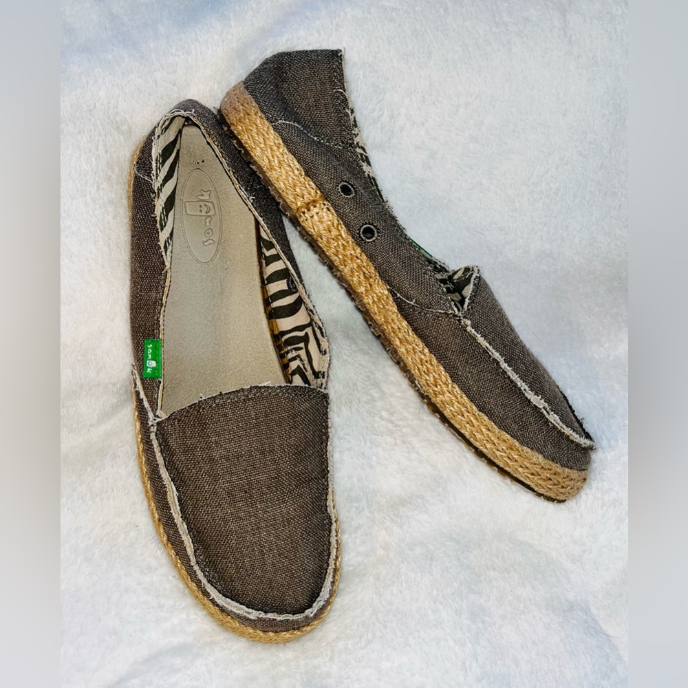 Sanuk Loafers Slip On Shoes Sz &